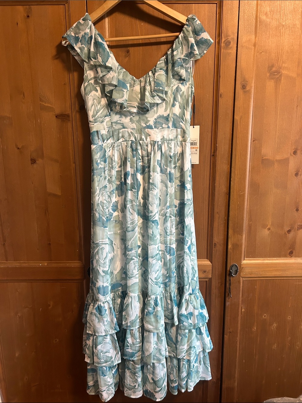 NWT Calvin Klein Womens Chiffon Floral Maxi Dress, size 2